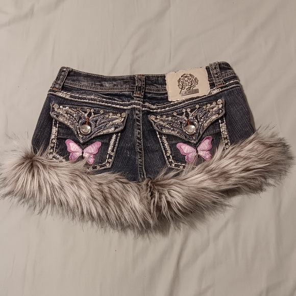Y2K LA Idol fur shorts - Picture 1 of 9